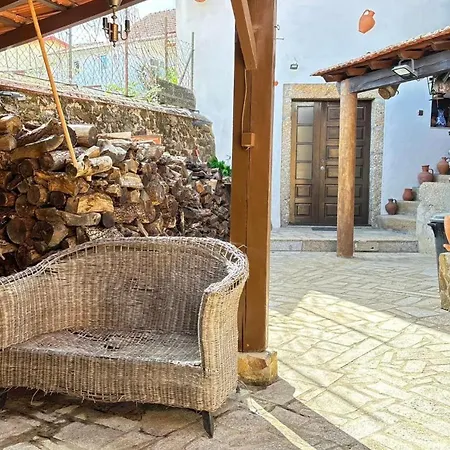 度假居 Casa Museu Nuno Miguel Henriques *