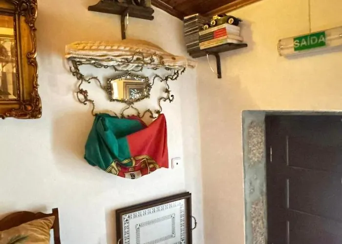 Casa Museu Nuno Miguel Henriques 別荘 *