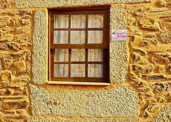 別荘 Casa Museu Nuno Miguel Henriques *